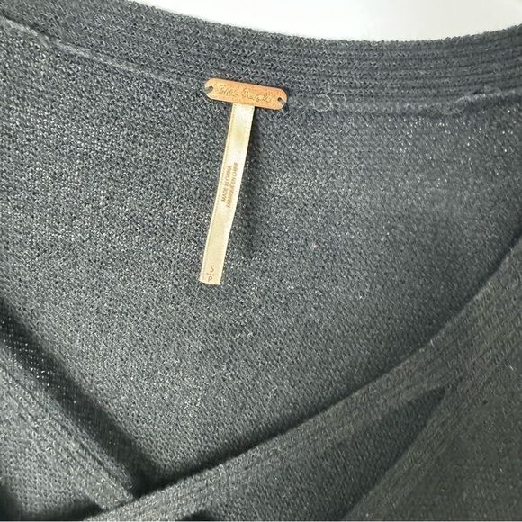 Free People Criss Cross Tunic size Small 1878 - Picture 2 of 3